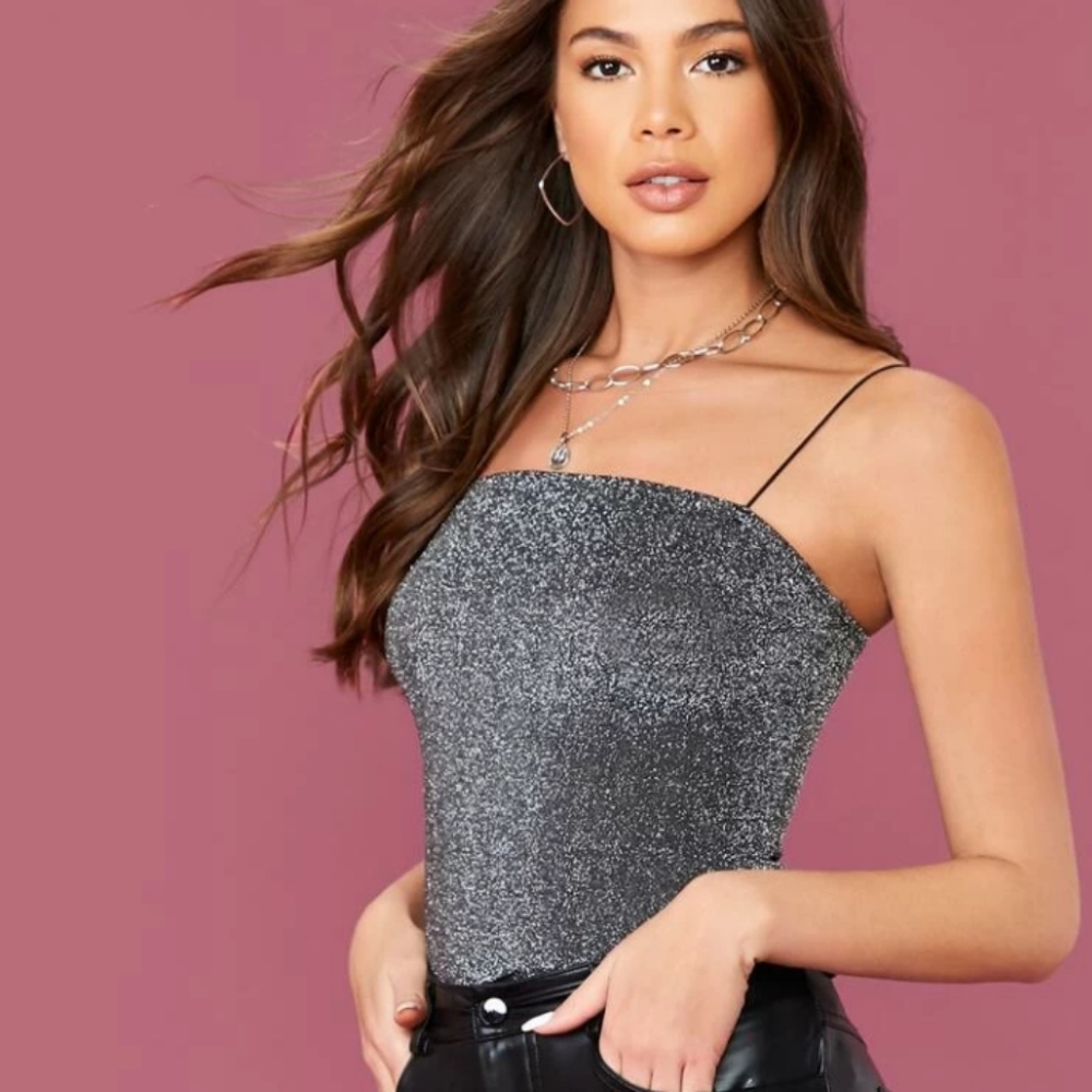 Top - Picture 2 of 4